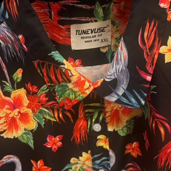 TUNEVUSE Men's Hawaiian Flamingo Shirt - Picture 8 of 8